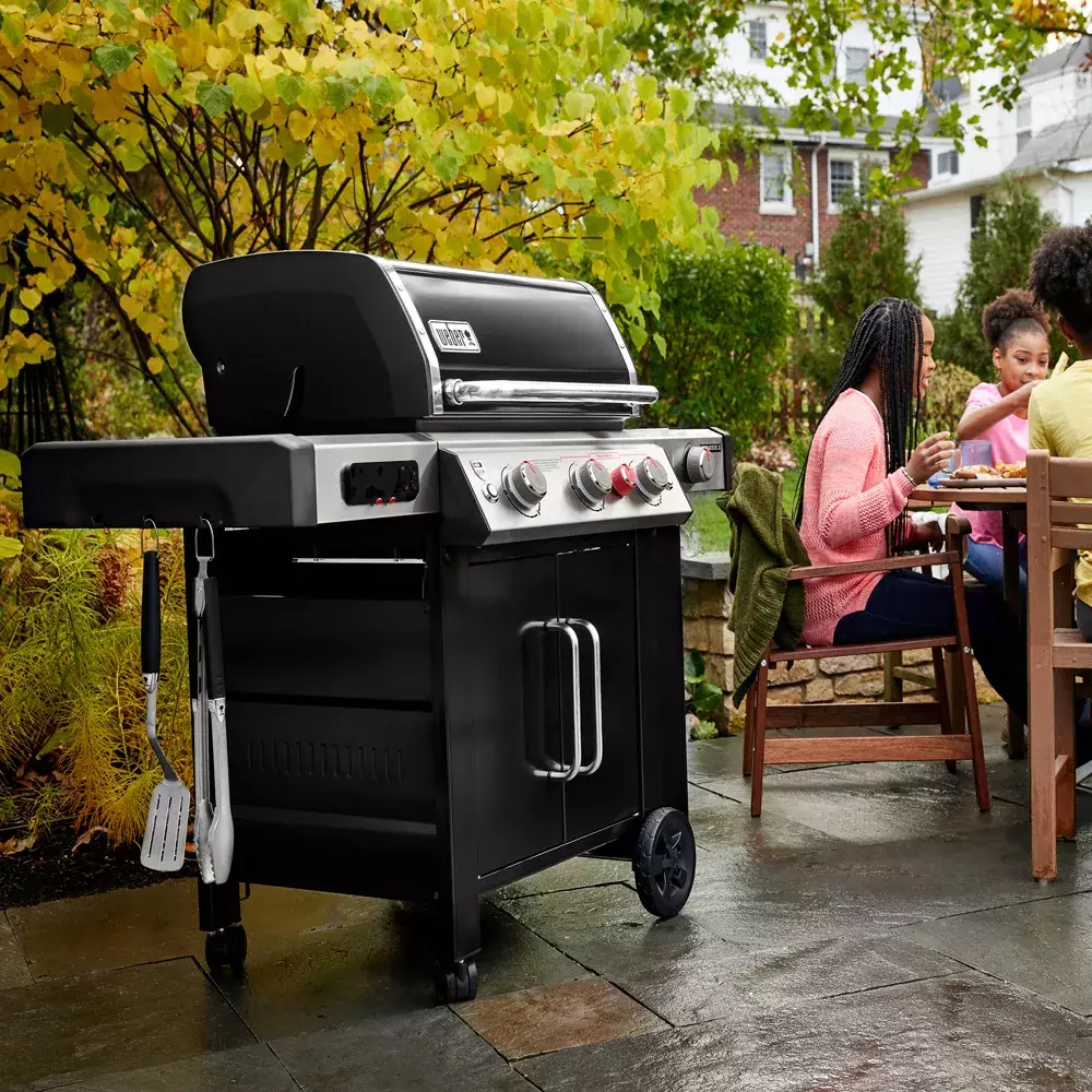 barbacoa weber gas Genesis II EX-335 NEGRA